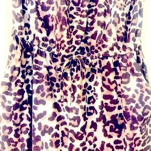 Moving Sale Must Go! Leopard jumpsuit, pockets waist tie detail SIZE L, comfort
